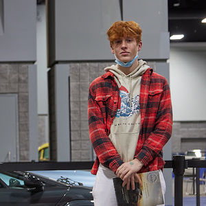 Meet your Posher, Alex